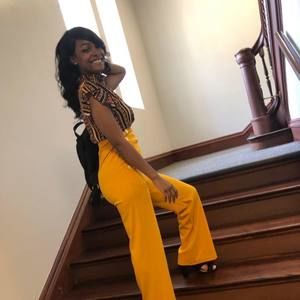 Meet your Posher, Erica